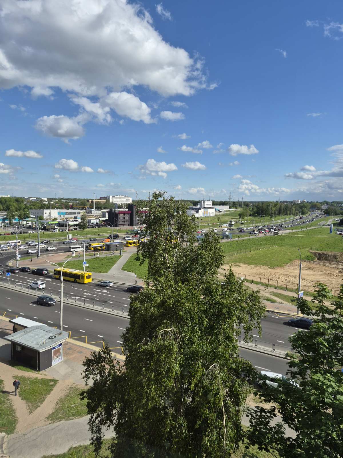 Продается 3-комнатная квартира на ул. Лейтенанта Кижеватова! - продажа вторичного жилья от агентсва bir.by