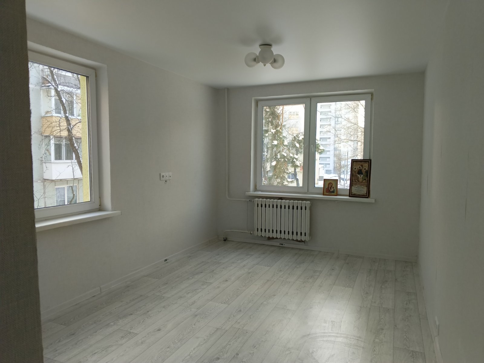 Продается двухкомнатная квартира  - продажа вторичного жилья от агентсва bir.by