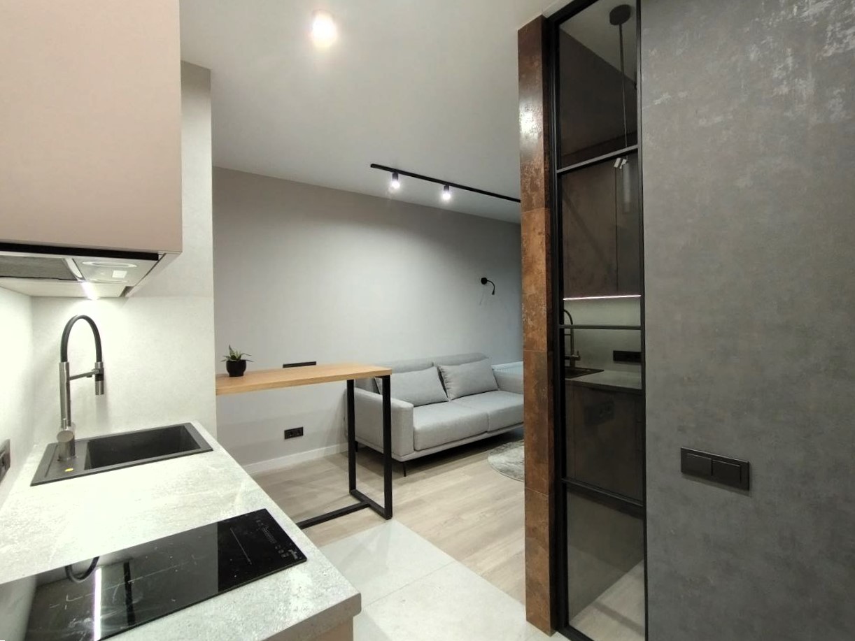 Внимание! Евродвушка в Минск Мире с дизайнерским ремонтом! - продажа вторичного жилья от агентсва bir.by