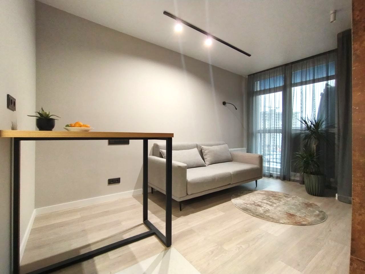 Внимание! Евродвушка в Минск Мире с дизайнерским ремонтом! - продажа вторичного жилья от агентсва bir.by