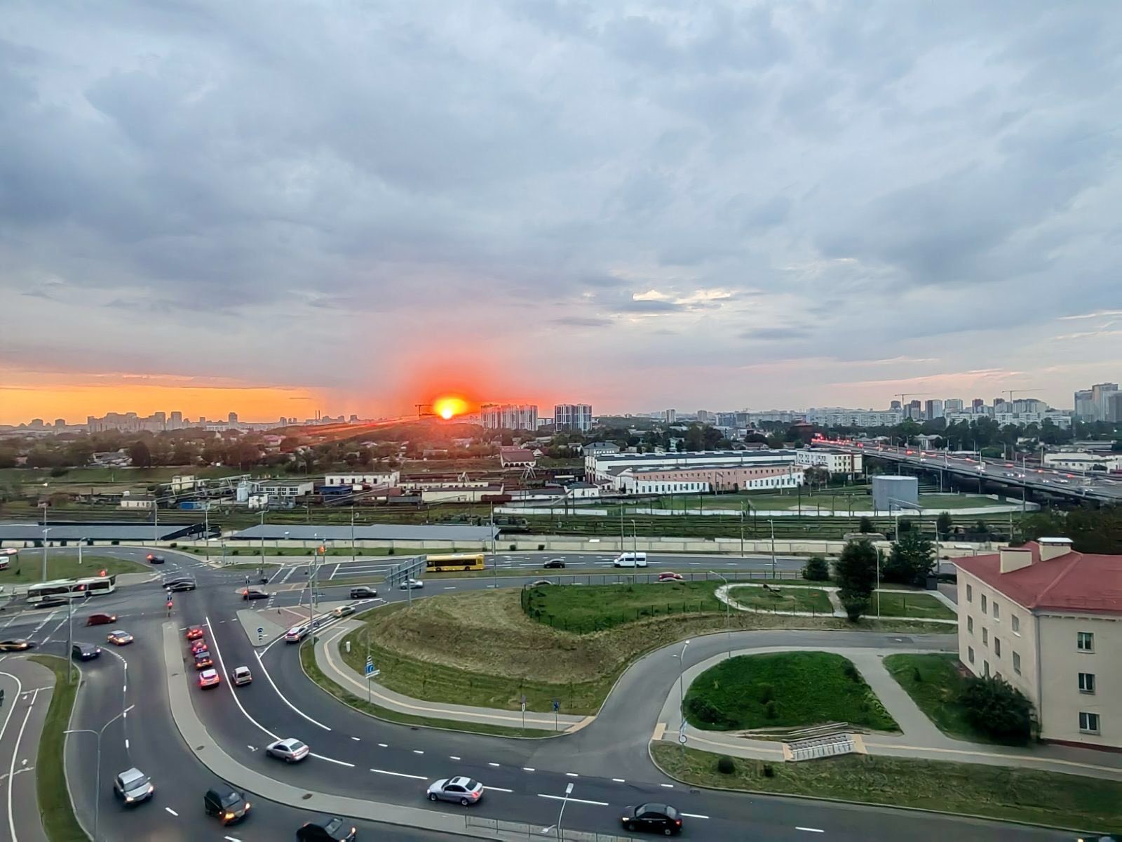 продается 2х комнатная квартира - продажа вторичного жилья от агентсва bir.by