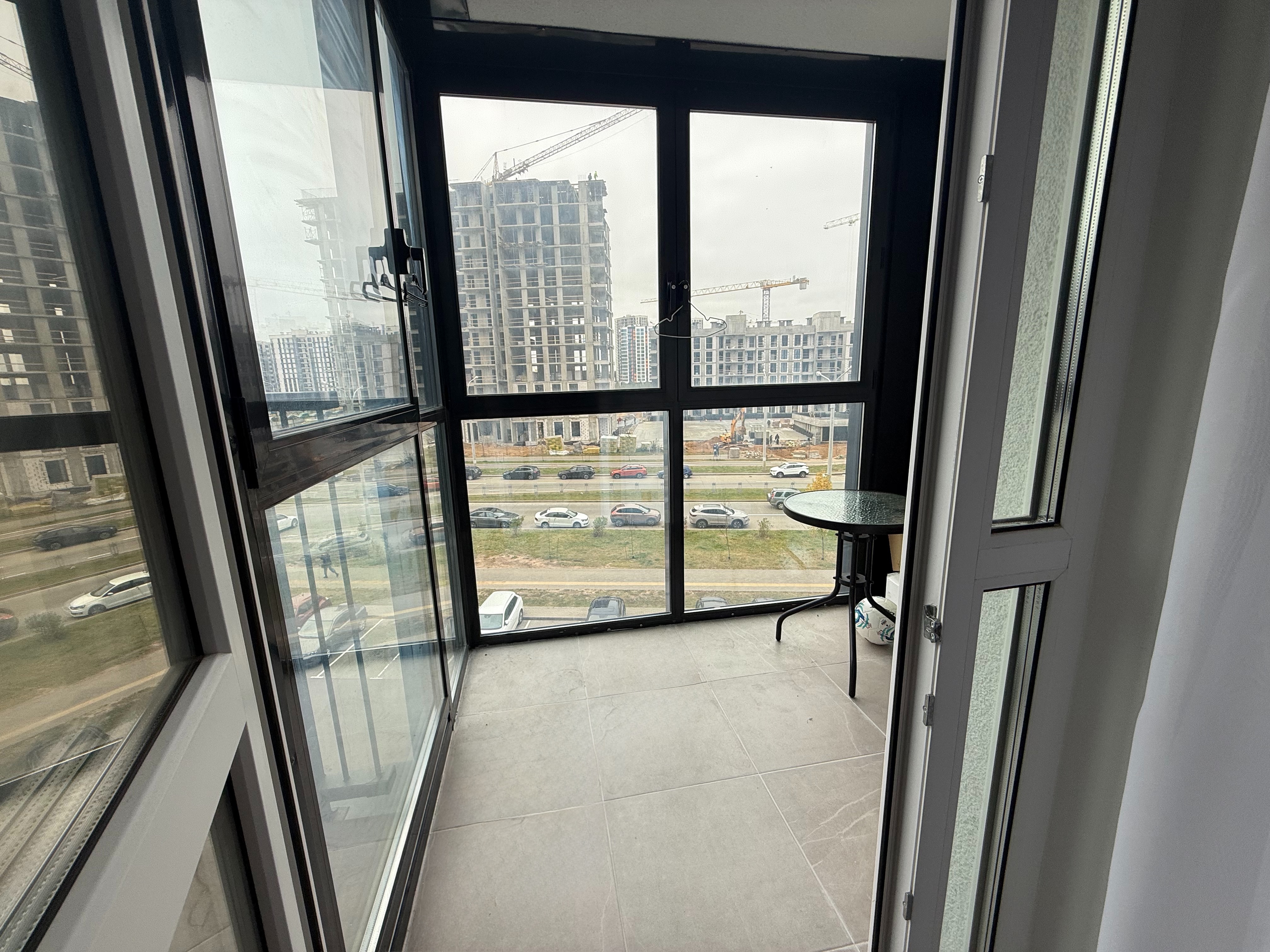Продается полностью готовая 3-комн.квартира (евроформата) к проживанию по ул. И.Лученка, 7 - продажа вторичного жилья от агентсва bir.by