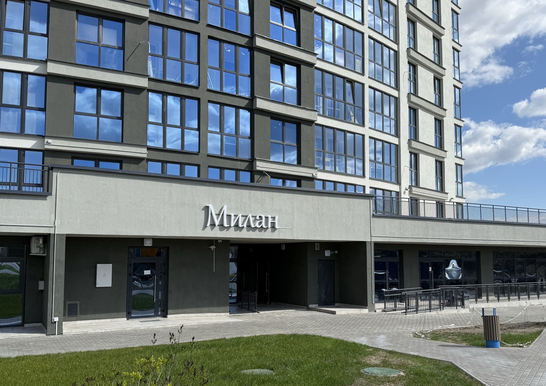 Продается торговое помещение в жилом комплексе «Минск Мир»! - продажа вторичного жилья от агентсва bir.by