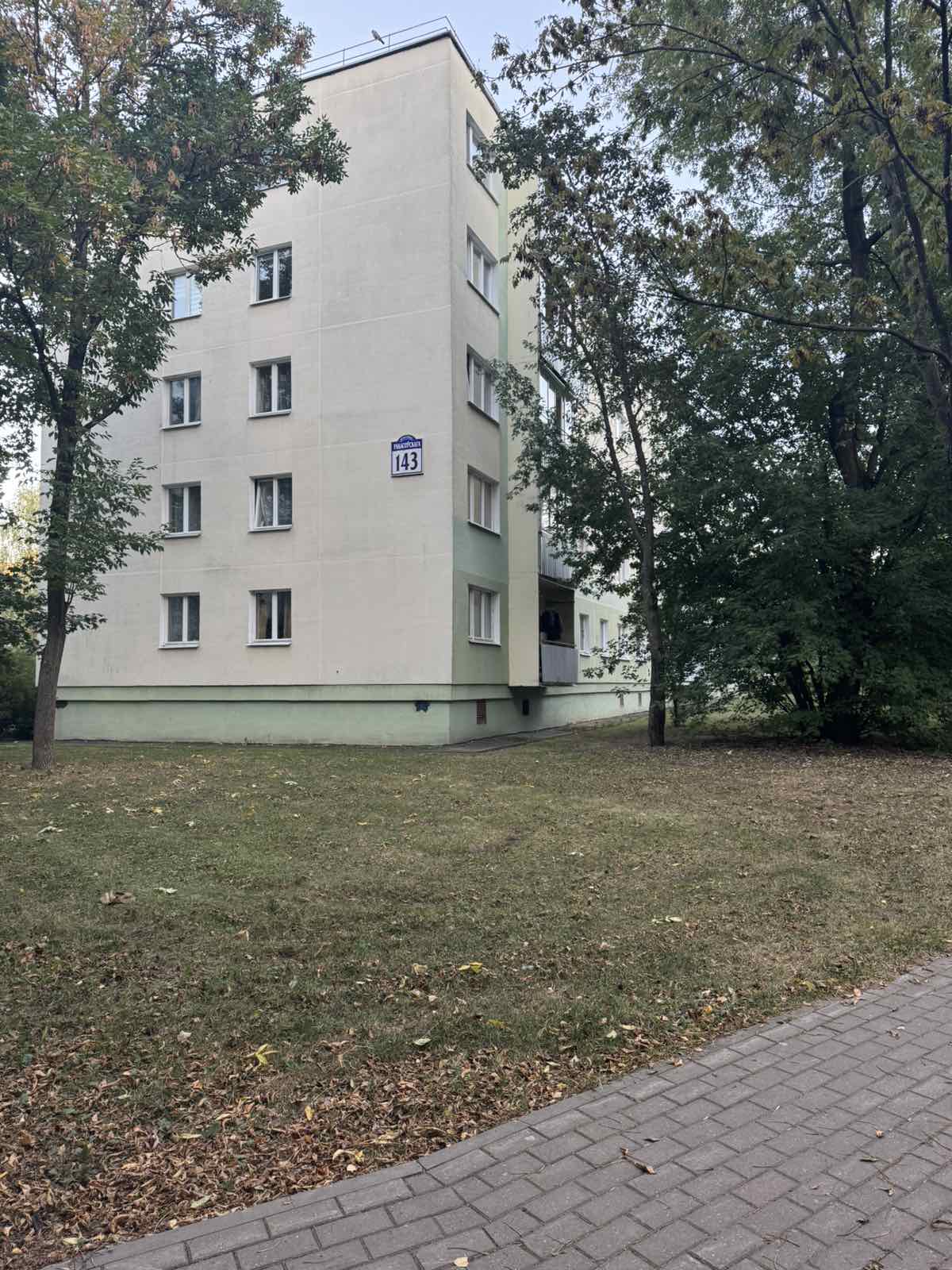 Хорошая недорогая квартира!!! - продажа вторичного жилья от агентсва bir.by