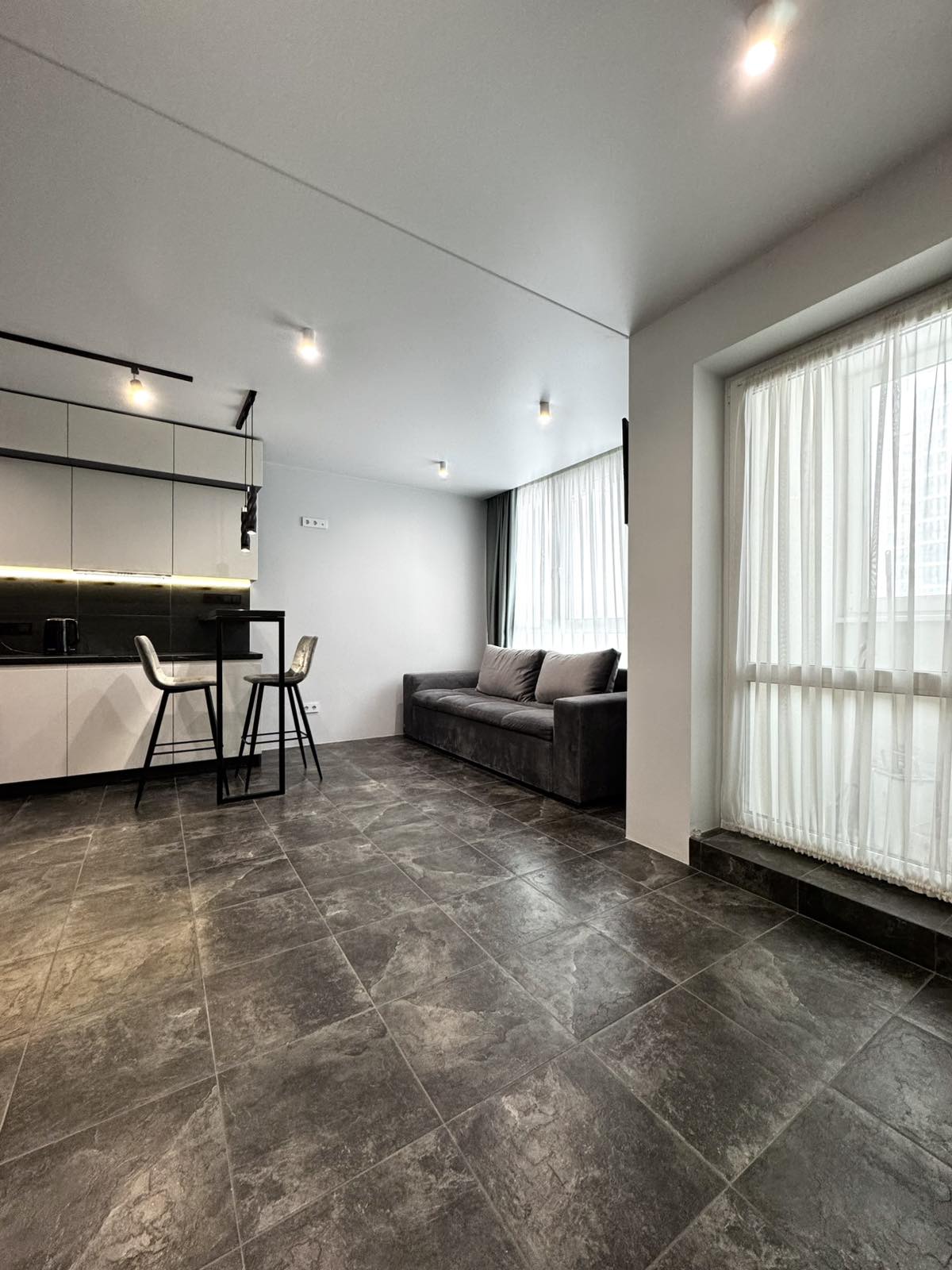 Продается квартира с отличным ремонтом в доме Твист, полностью готова для проживания - продажа вторичного жилья от агентсва bir.by