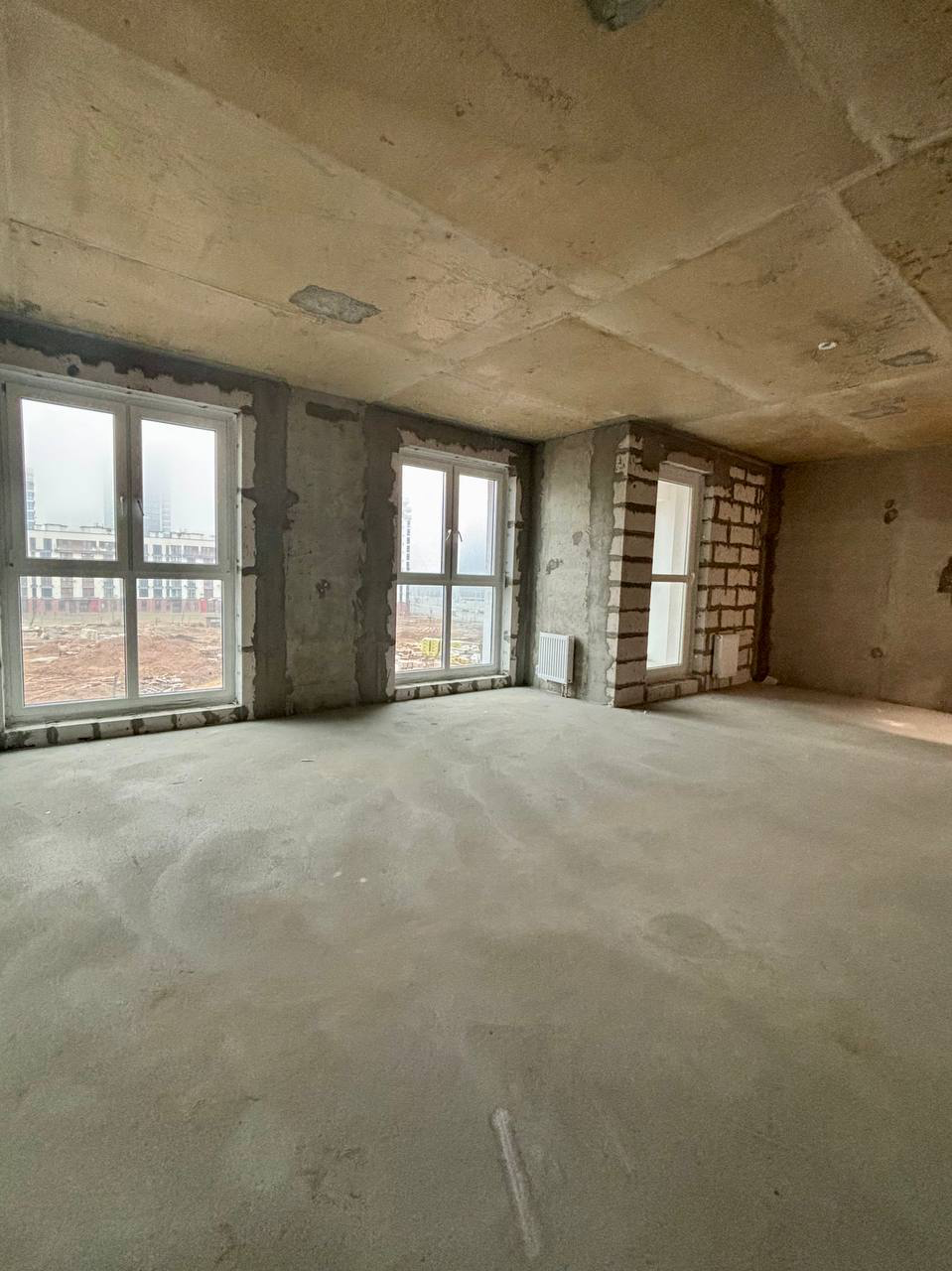 Продаётся квартира в 2-х секционном 13 этажном доме  - продажа вторичного жилья от агентсва bir.by