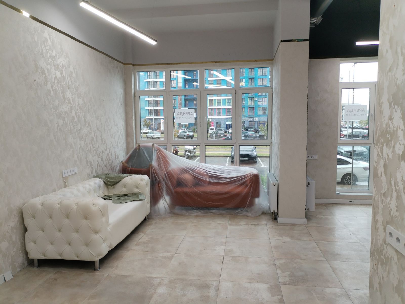 Продажа административно-торгового помещения с ремонтом! - продажа вторичного жилья от агентсва bir.by