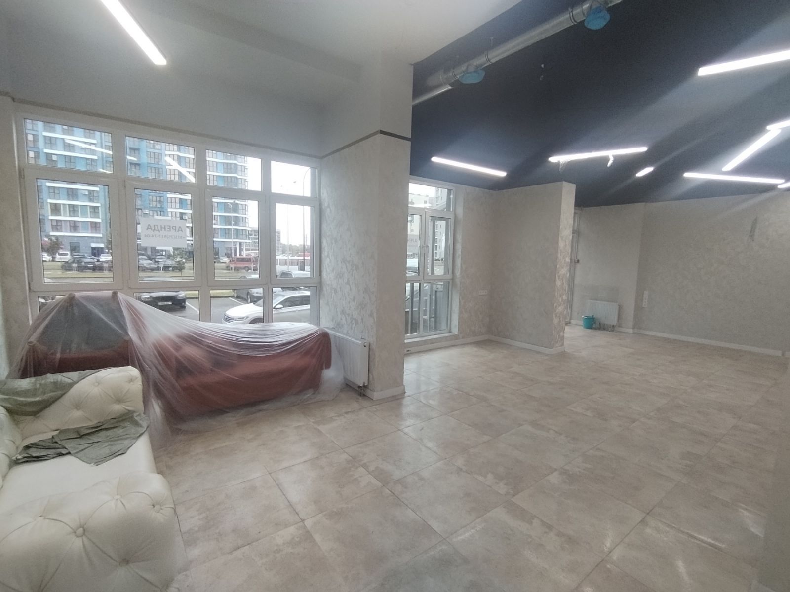 Продажа административно-торгового помещения с ремонтом! - продажа вторичного жилья от агентсва bir.by