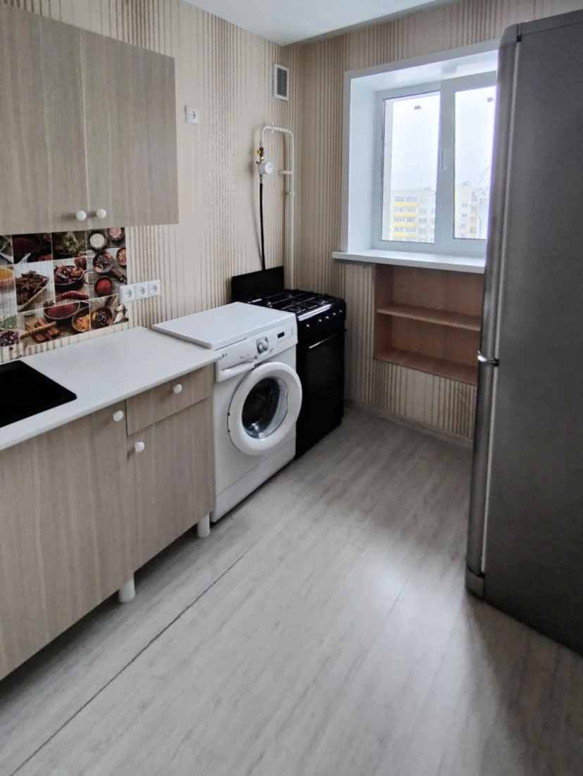Продается 1 комн. квартира на 5 этаже в кирпичном доме.  - продажа вторичного жилья от агентсва bir.by